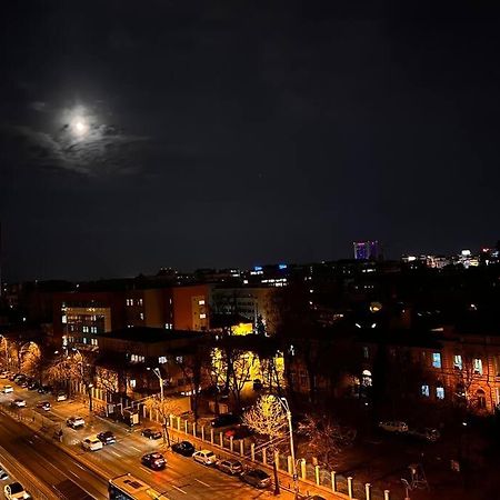 City View Studio In The Heart Of Bucharest Apartment Екстериор снимка