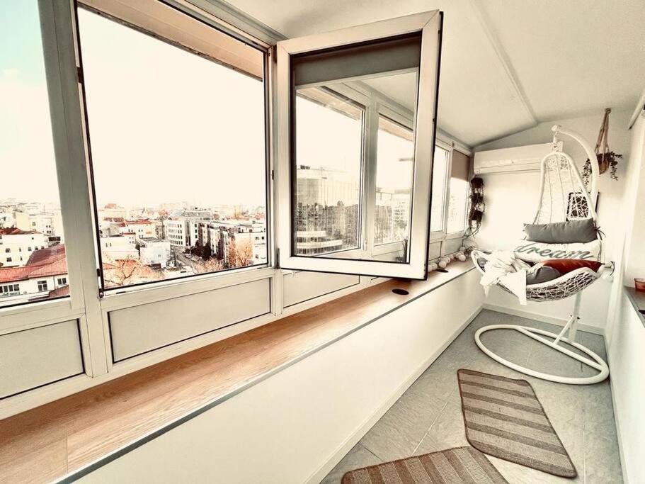 City View Studio In The Heart Of Bucharest Apartment Екстериор снимка